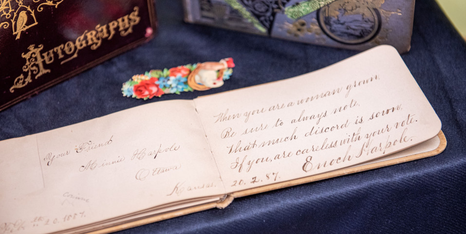 Enoch Harpole's autograph page about voting