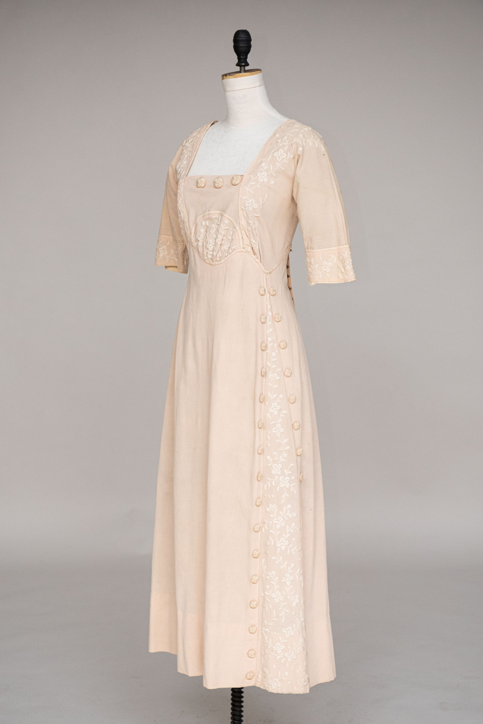 Women's Dress c. 1914, Silk Crepe