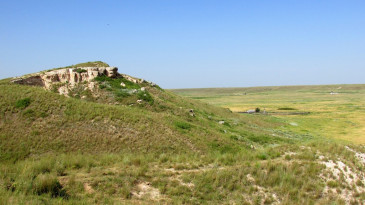 Ridge in the prairie of the Great Plains